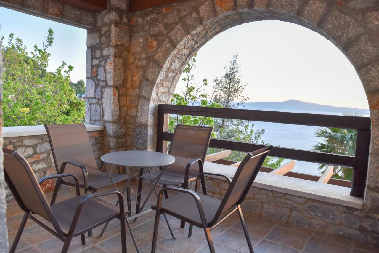 Ryalos Villas Kalamata Ngoại thất bức ảnh